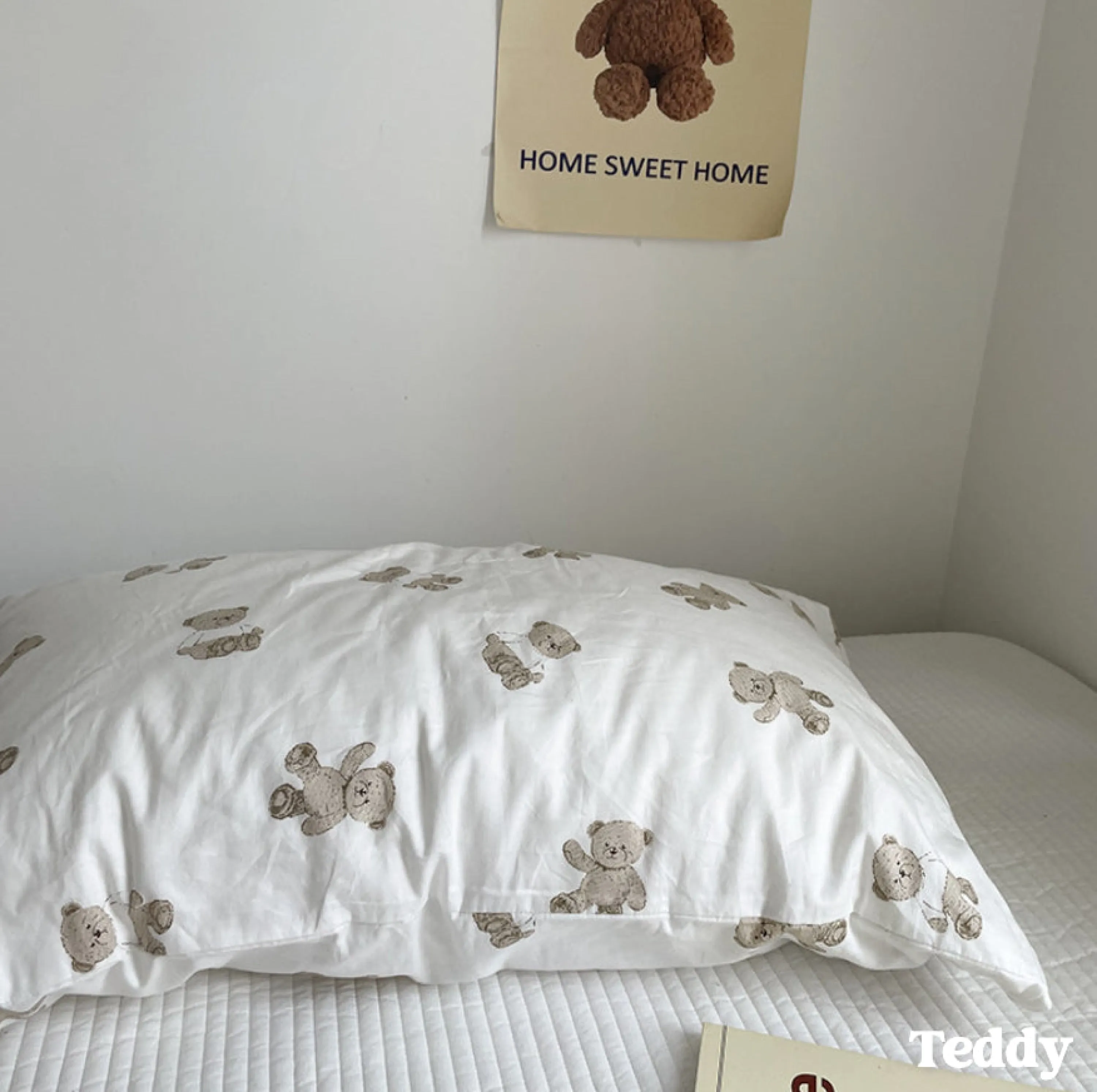 Assorted Washed Cotton Pillowcases / Teddy White