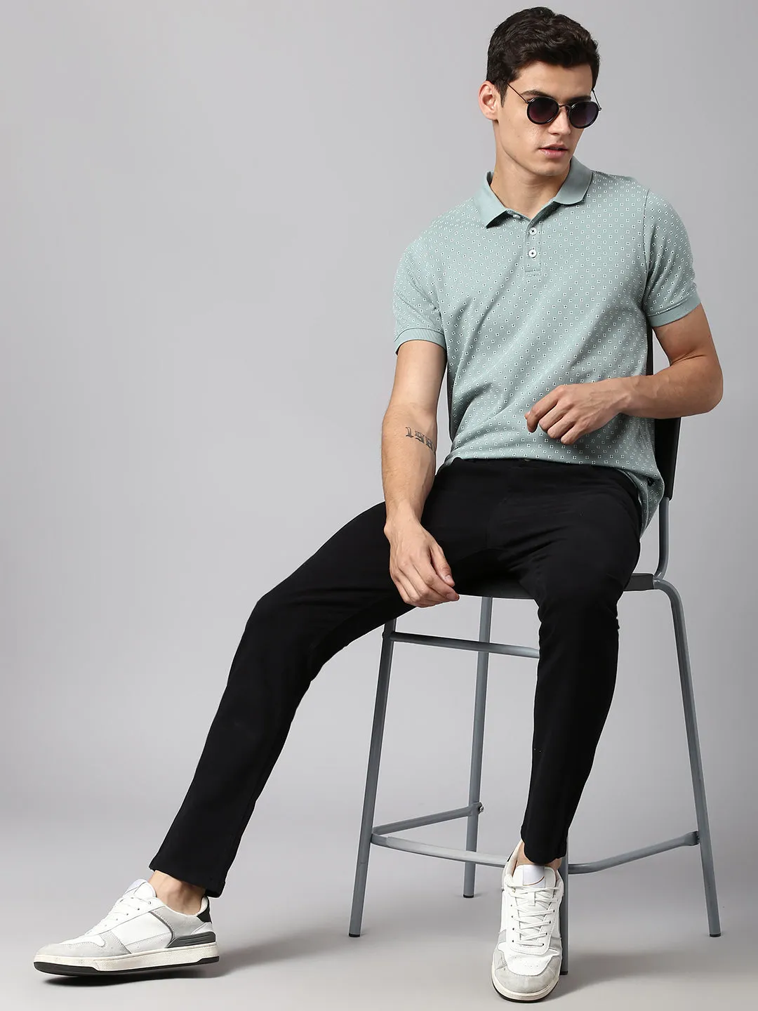 Men's Black Solid Chino