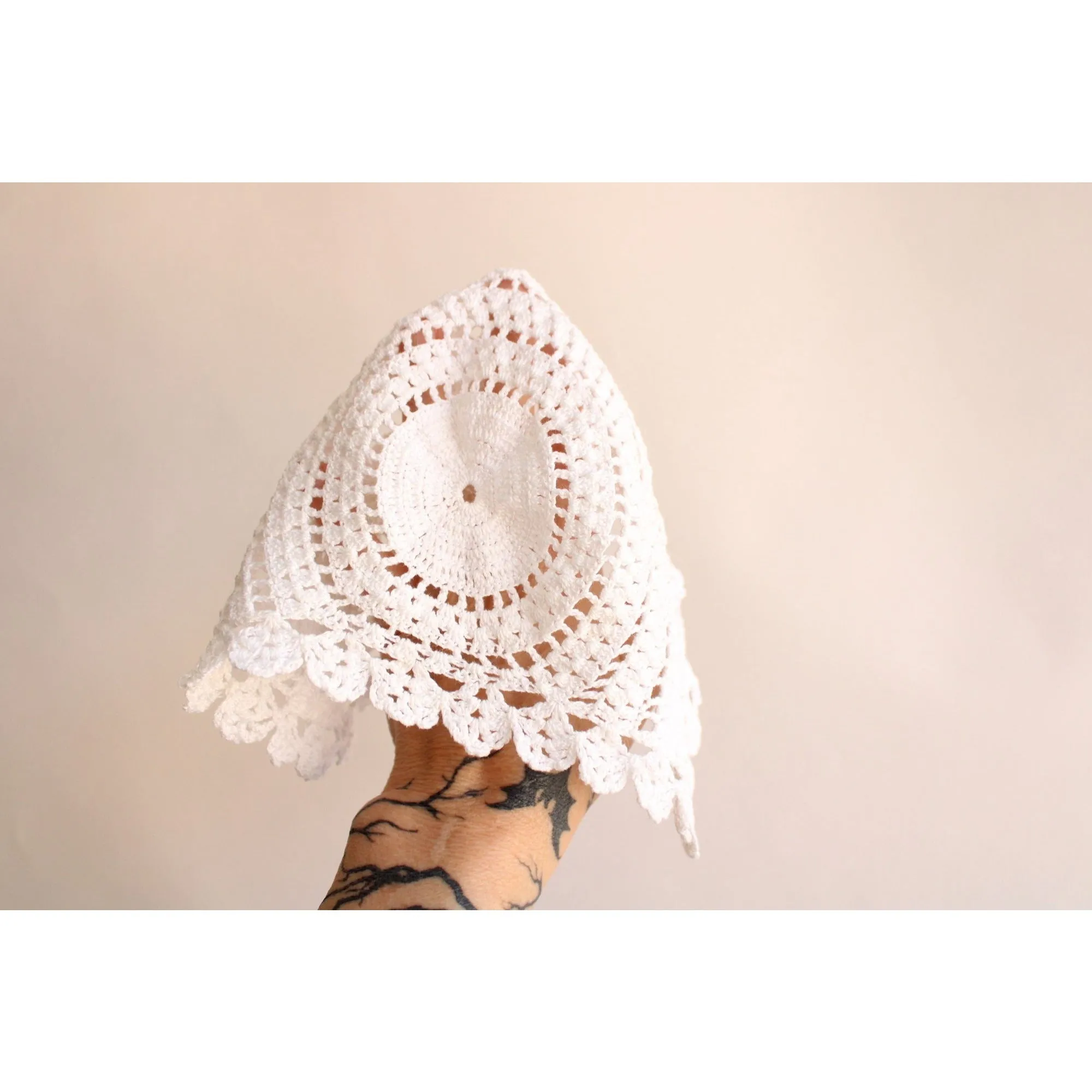 Vintage 1950s 1960s Baby Bonnet