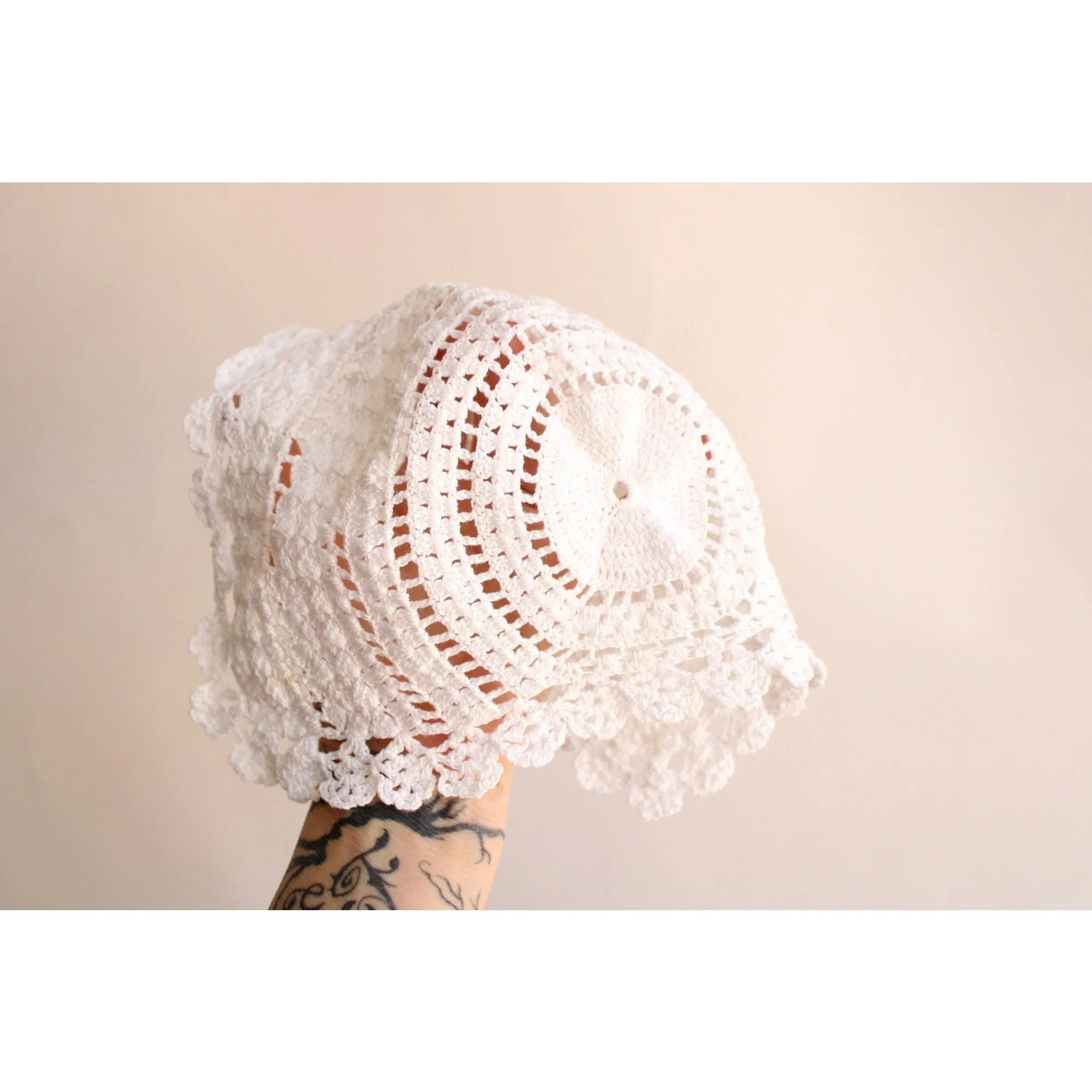 Vintage 1950s 1960s Baby Bonnet